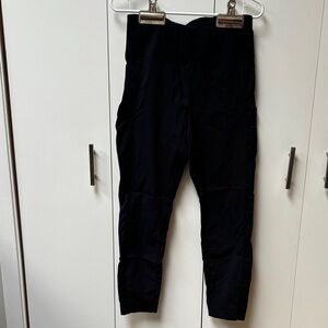 Athleta Trekkie Hybrid Crop Tight in Black